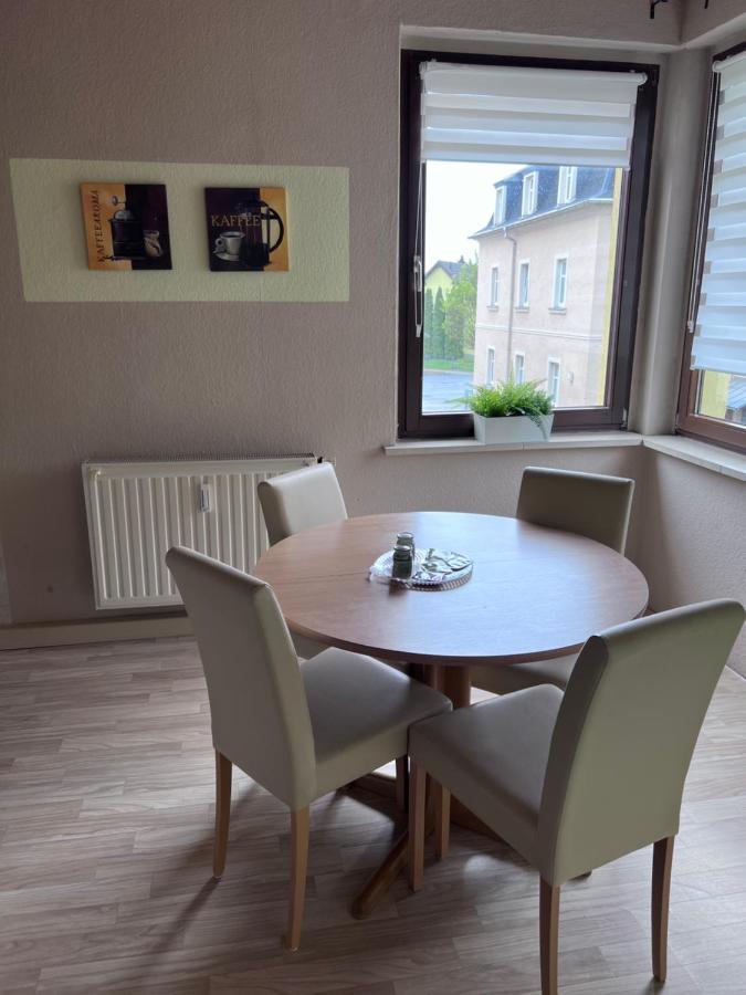 Ferienwohnung Bella In Heidenau Bei Dresden Bagian luar foto